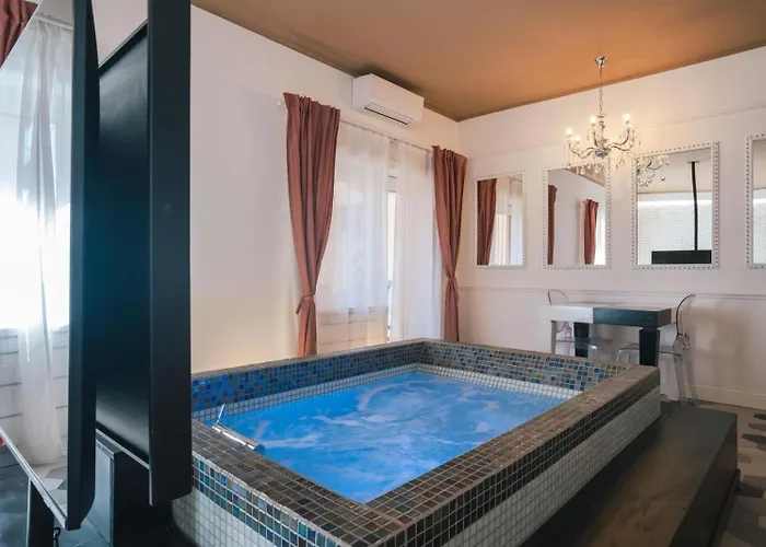 Suitefrattini Degli Eroi 4* רומא